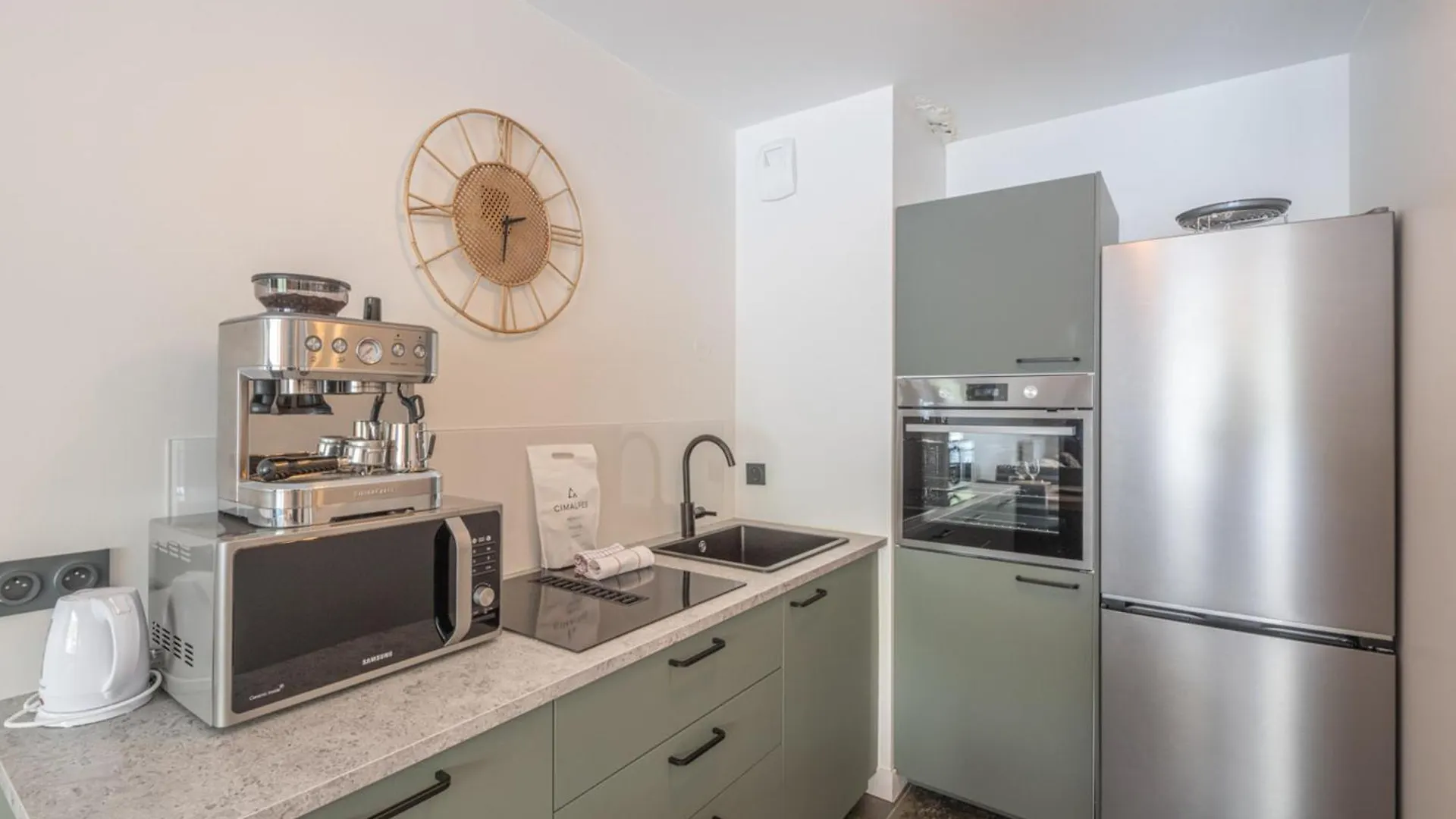 Apartament Charmant Appartement 49M² Avec Parking, Proche Des Pistes A L'Alpe D'Huez - Fr-1-645-60
